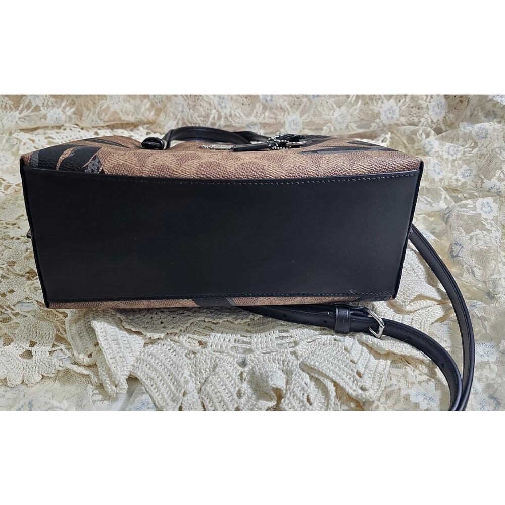 COACH Mollie Tote Bag 25 in Signature Canvas with Bow Print - Picture 6 of 8